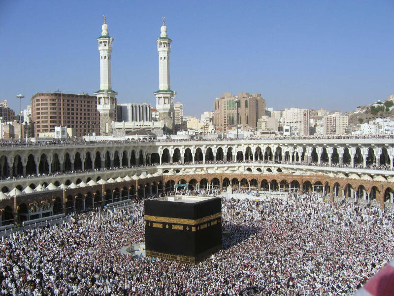 Nhà thờ Al-Masjid al-Haram (100 tỷ USD)