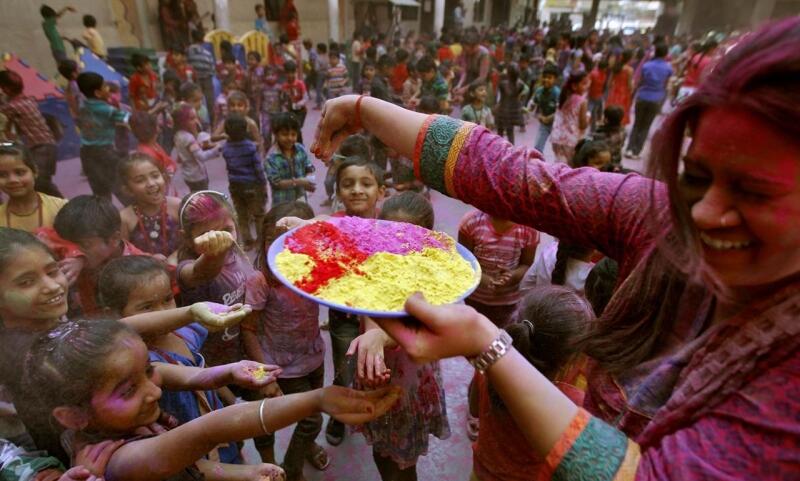 Lễ hội màu sắc Holi, Ấn Độ