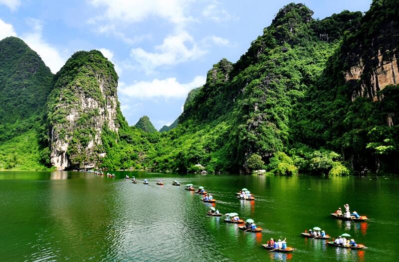 Tràng An - mô hình du lịch sinh thái, khám phá thiên nhiên ấn tượng của Ninh Bình