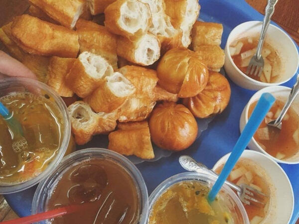 Quẩy Nóng, Bánh Bao Mặn - Đình Đông