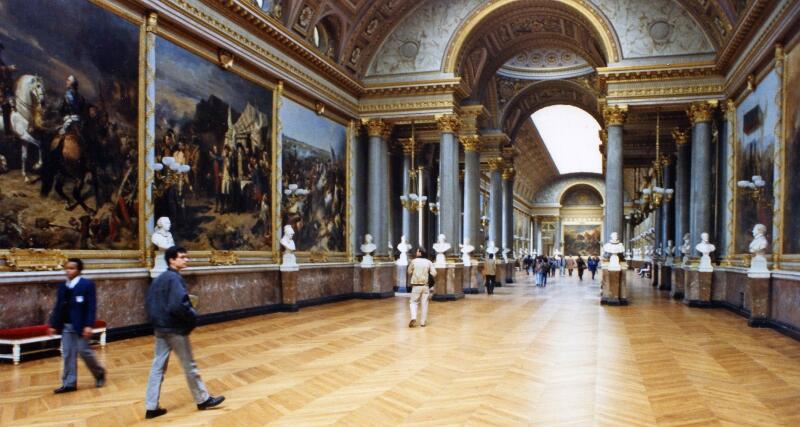 Bảo tàng Louvre (Paris, Pháp)