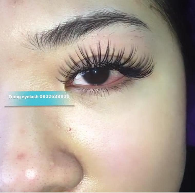 Trang EyeLash