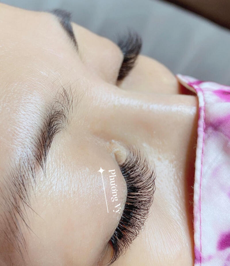 Nối Mi Phương Vy