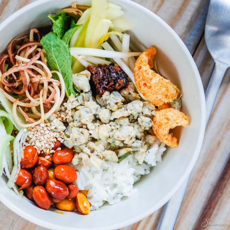 Cơm hến Thu Hiền