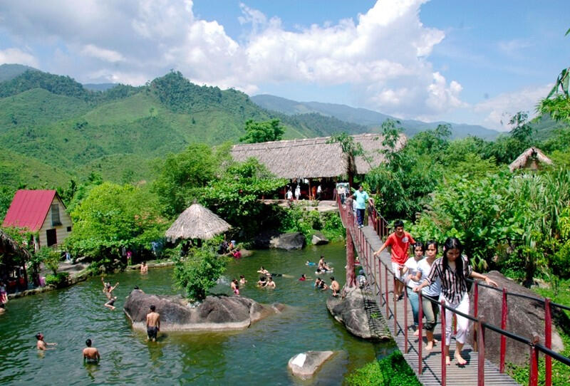 Khu du lịch sinh thái Suối Hoa