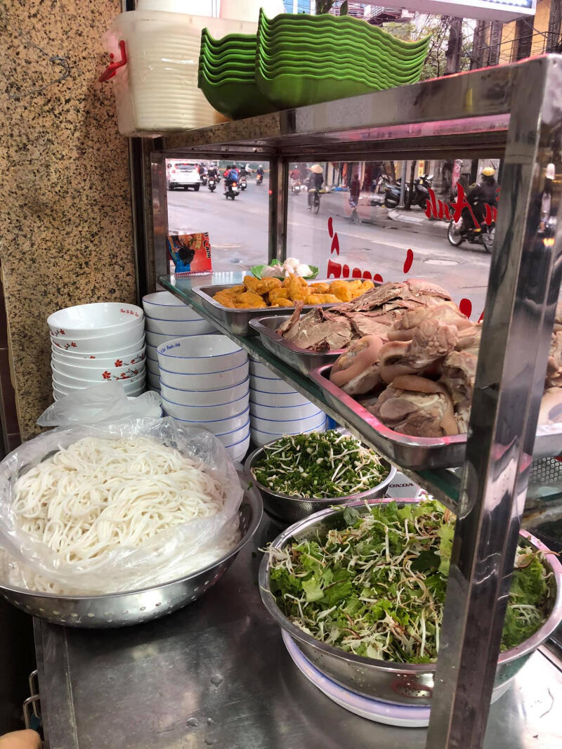 Bún bò Huế Huyền Anh