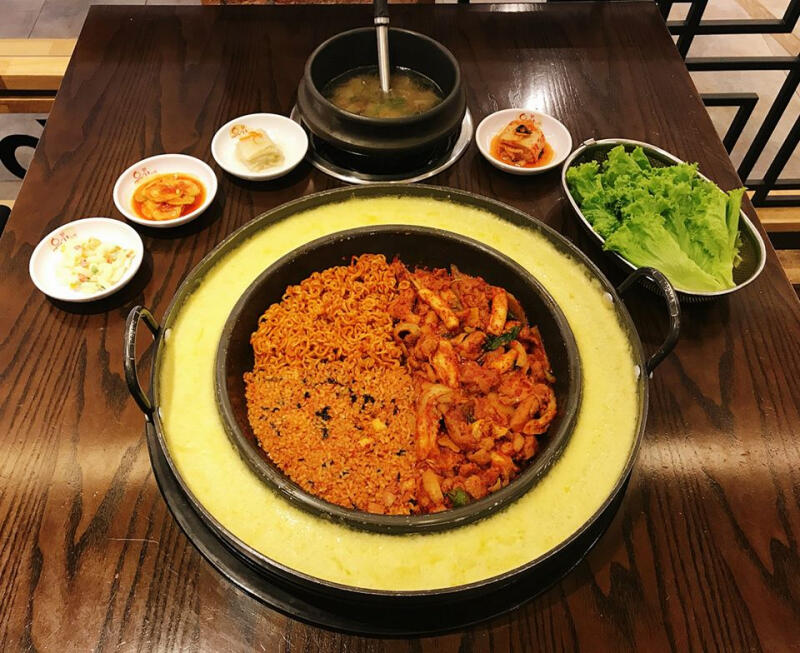 Yoogane Chicken Galbi - Aeon Mall Long Biên