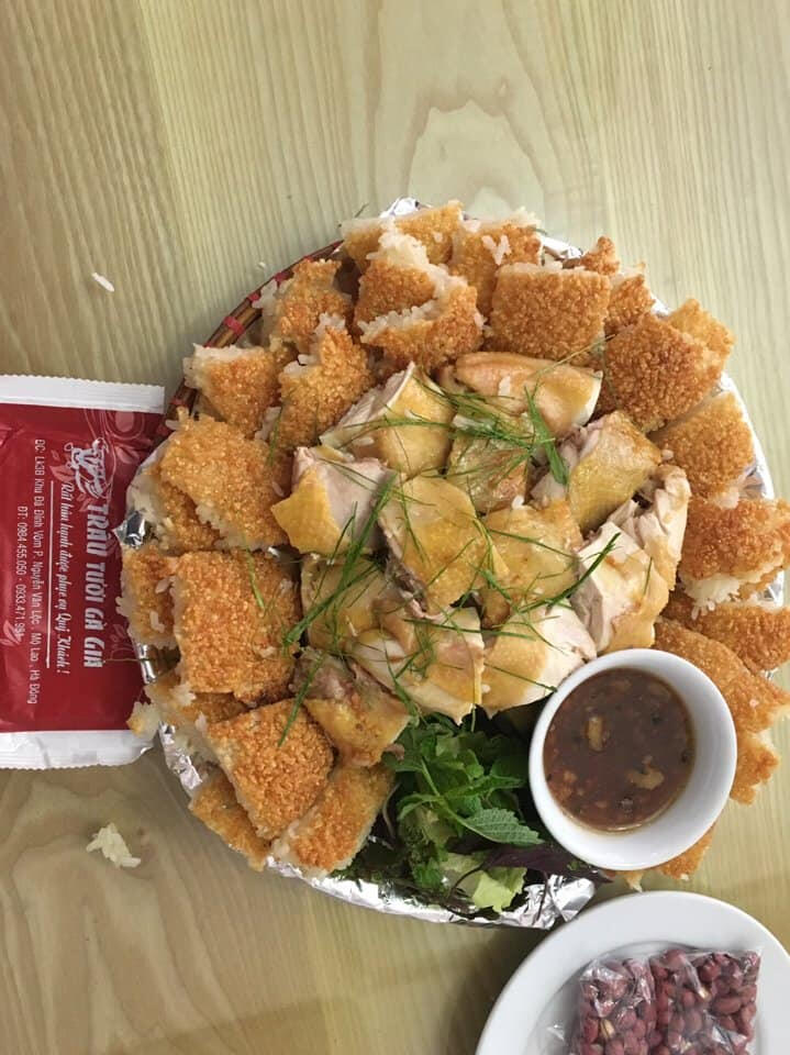 Gà không lối thoát Bà Dung