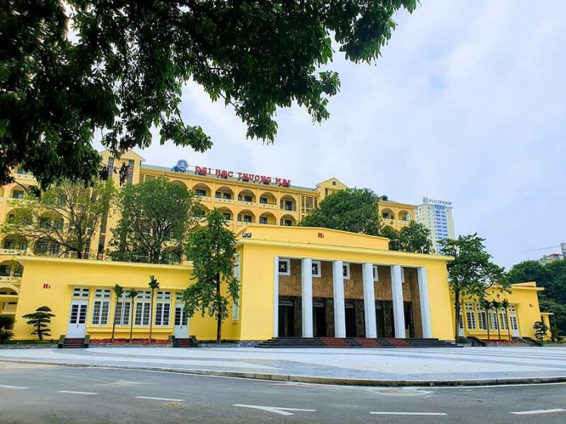 Đại học Thương mại