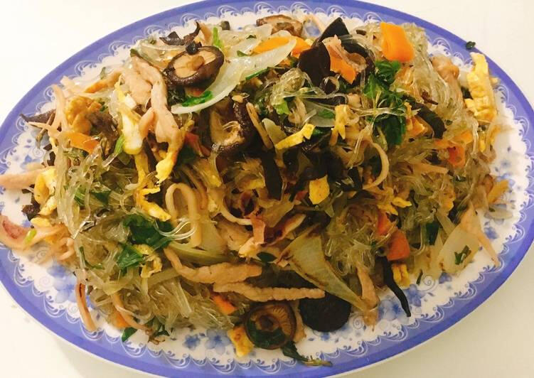 Miến xào thập cẩm