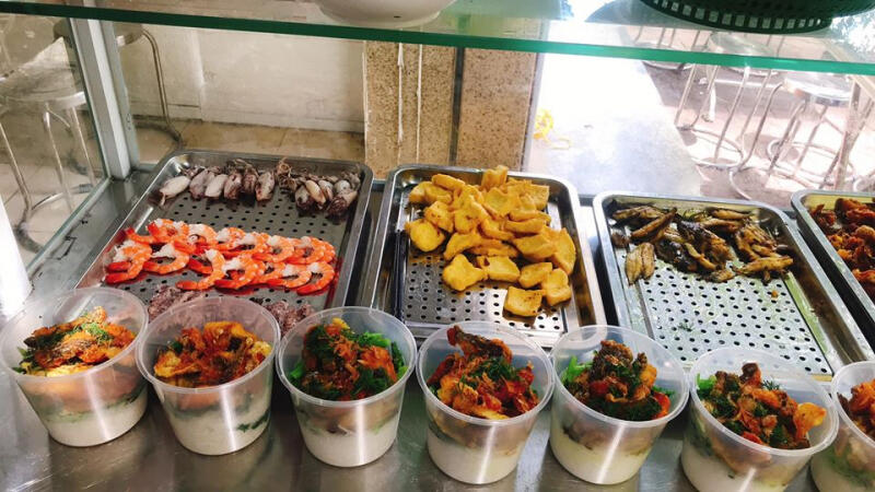 Canh cá Thái Bình - Bún hải sản Tôm uym