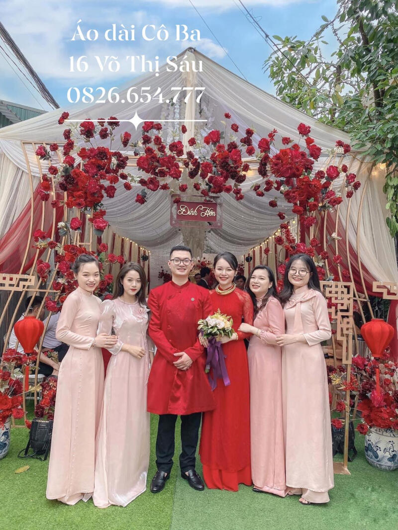 Gấu Uyên (Áo Dài Cô Ba)