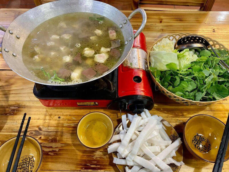 Nhà hàng A Phủ Sa Pa