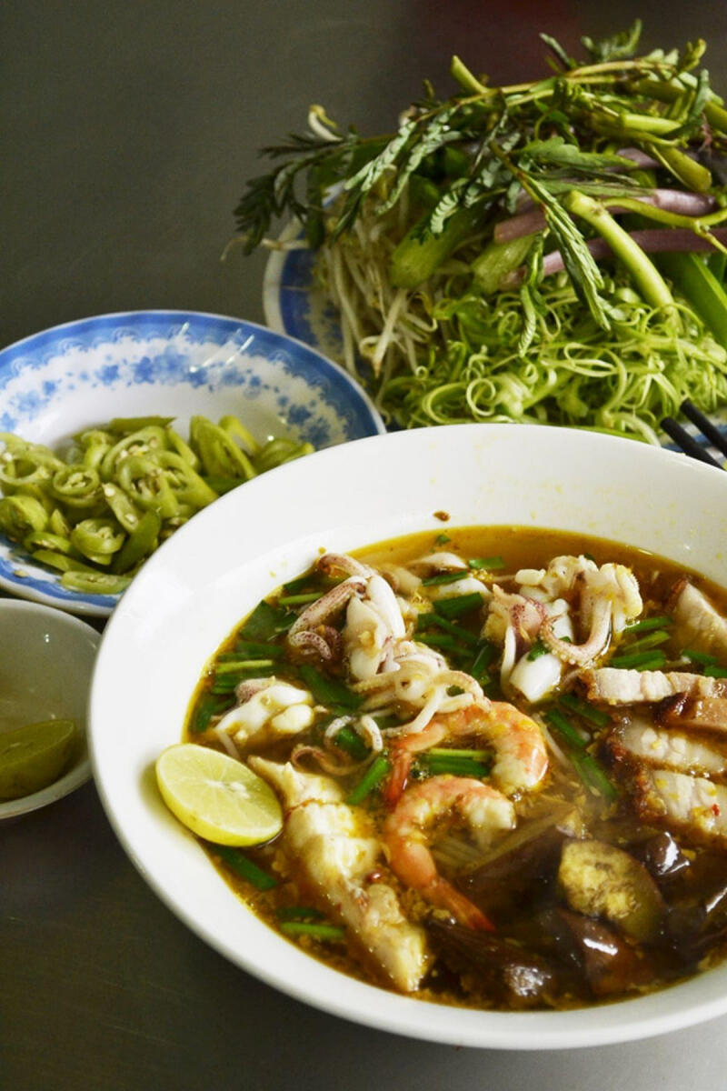 Bún mắm chị Bé