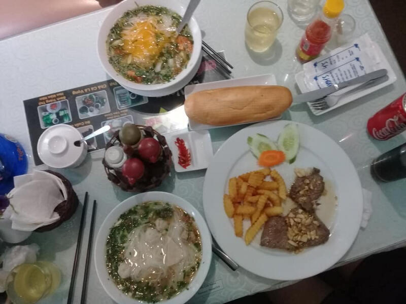 Nhà hàng Maxim’s Café