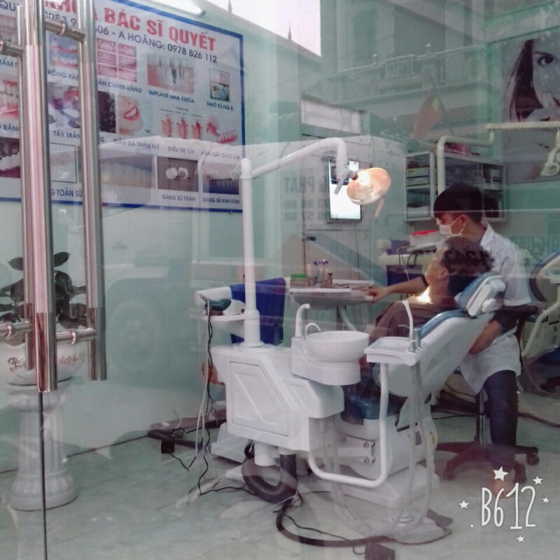 Nha khoa Bác sĩ Quyết