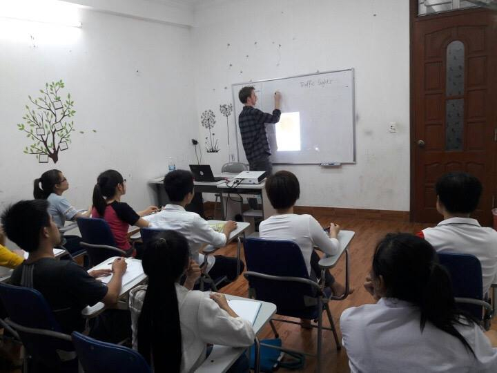 Trung Tâm Ngoại Ngữ Quốc Tế Polo