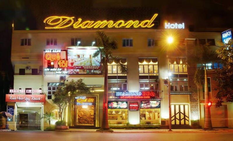Khách sạn Kim Cương (Diamond Hotel)