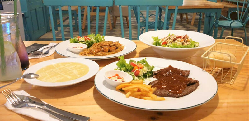 Retro Steak Vũng Tàu