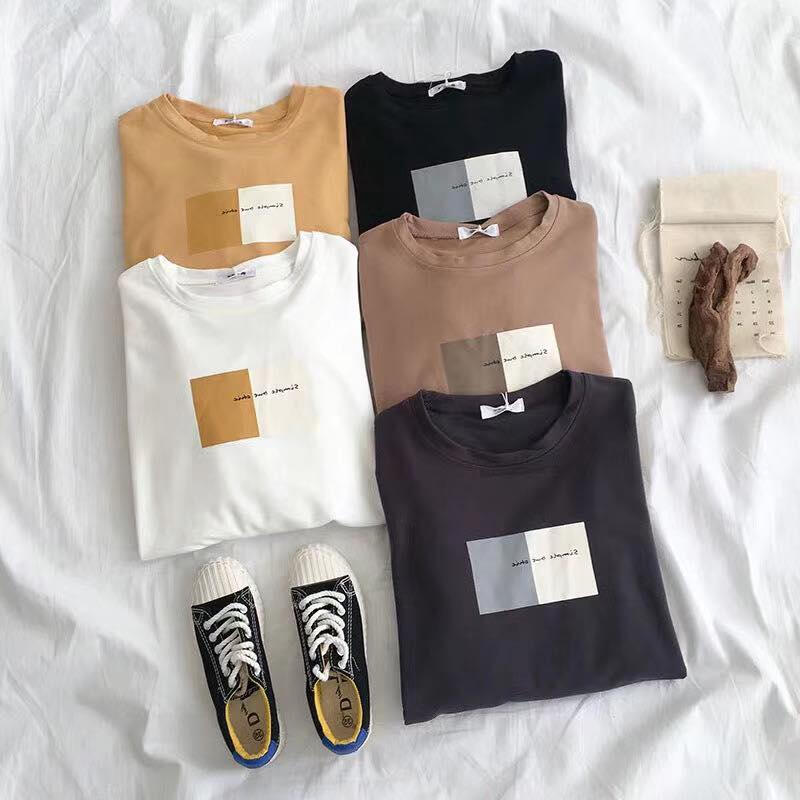 Lyn's - Clothes & Accessories