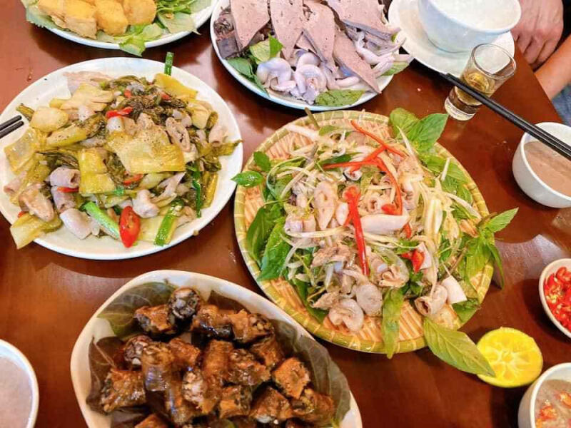 Lòng Ngon Phố Cổ