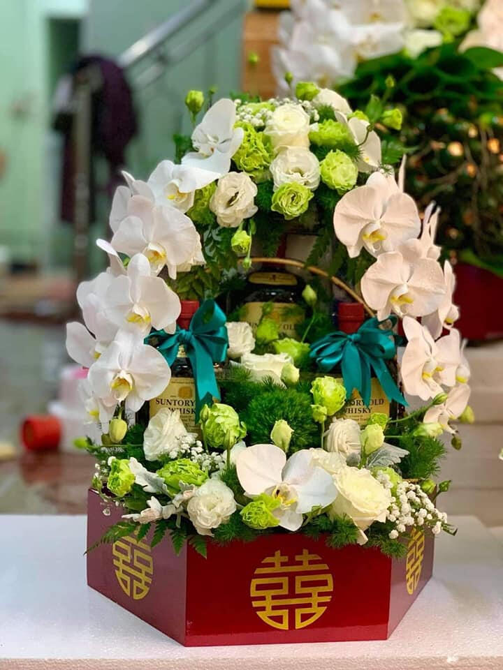 Vẻ Hoa Và Tráp Bắc Giang