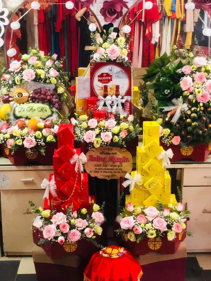 Vẻ Hoa Và Tráp Bắc Giang