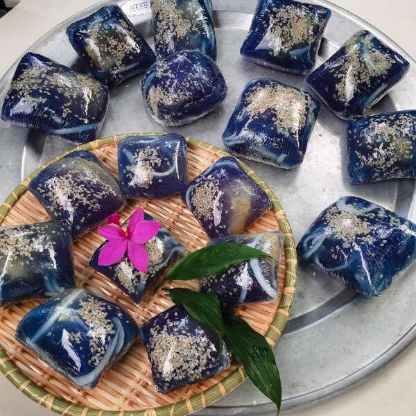 Bánh xu xê hoa đậu biếc