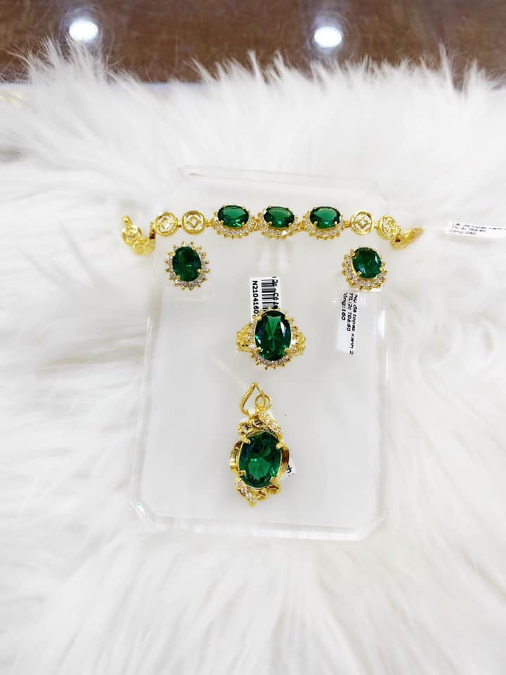 Vạn Lợi Vàng Trang Sức Cao Cấp