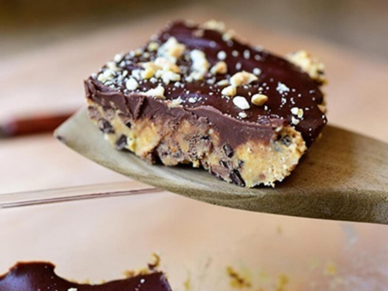 Bánh socola bơ lạc