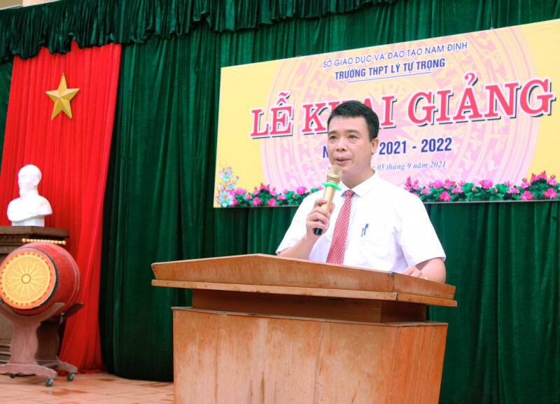 Trường THPT Lý Tự Trọng