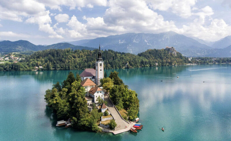 Nhà thờ Giả Định, Hồ Bled, Slovenia