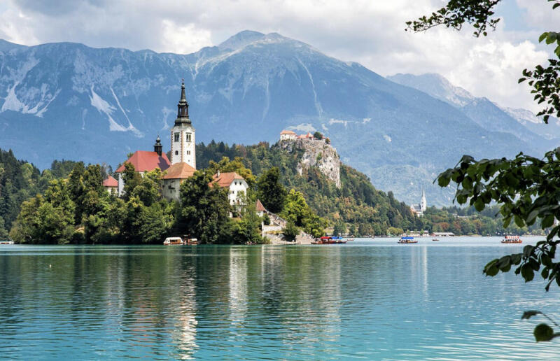Nhà thờ Giả Định, Hồ Bled, Slovenia